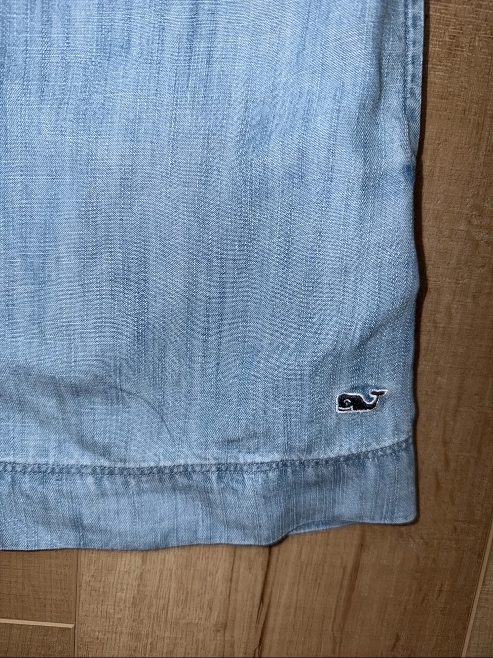 Vineyard Vines blue denim